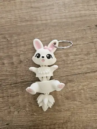 Rabbit keychain – view 2