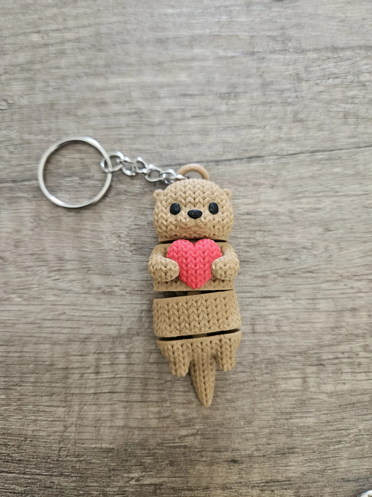 Otter keychain – view 2