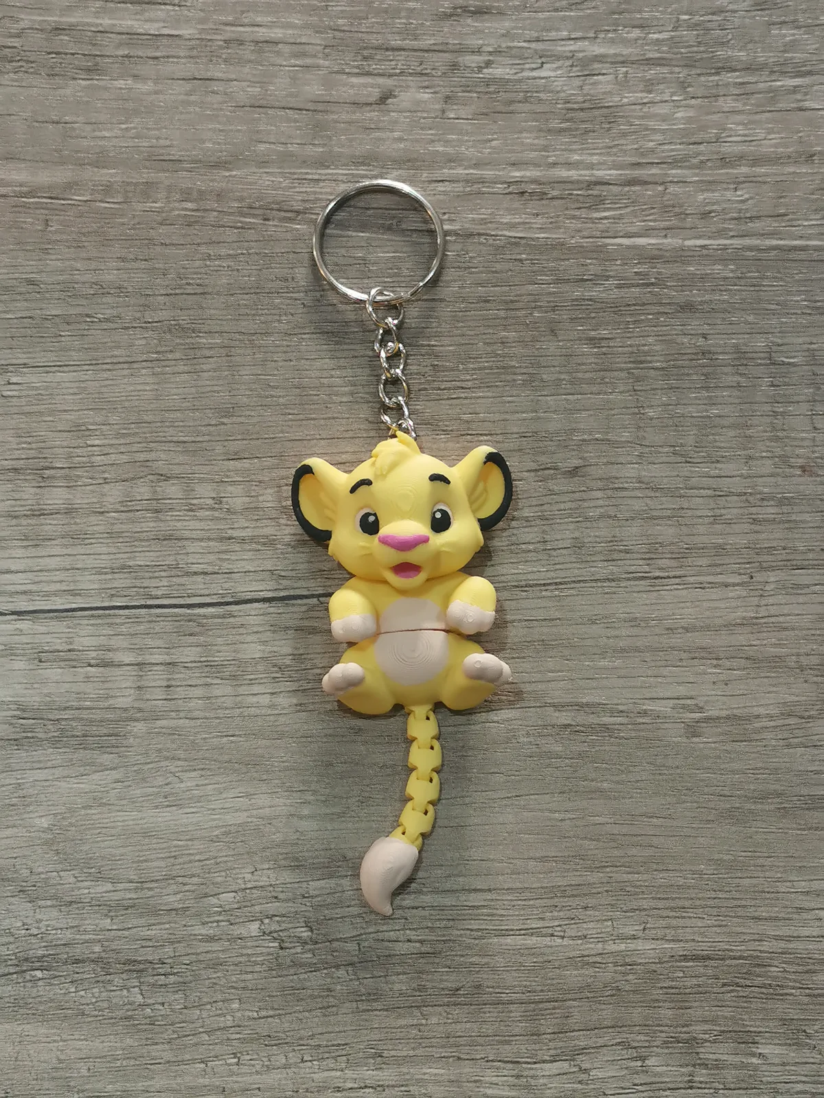 Simba keychain – view 2