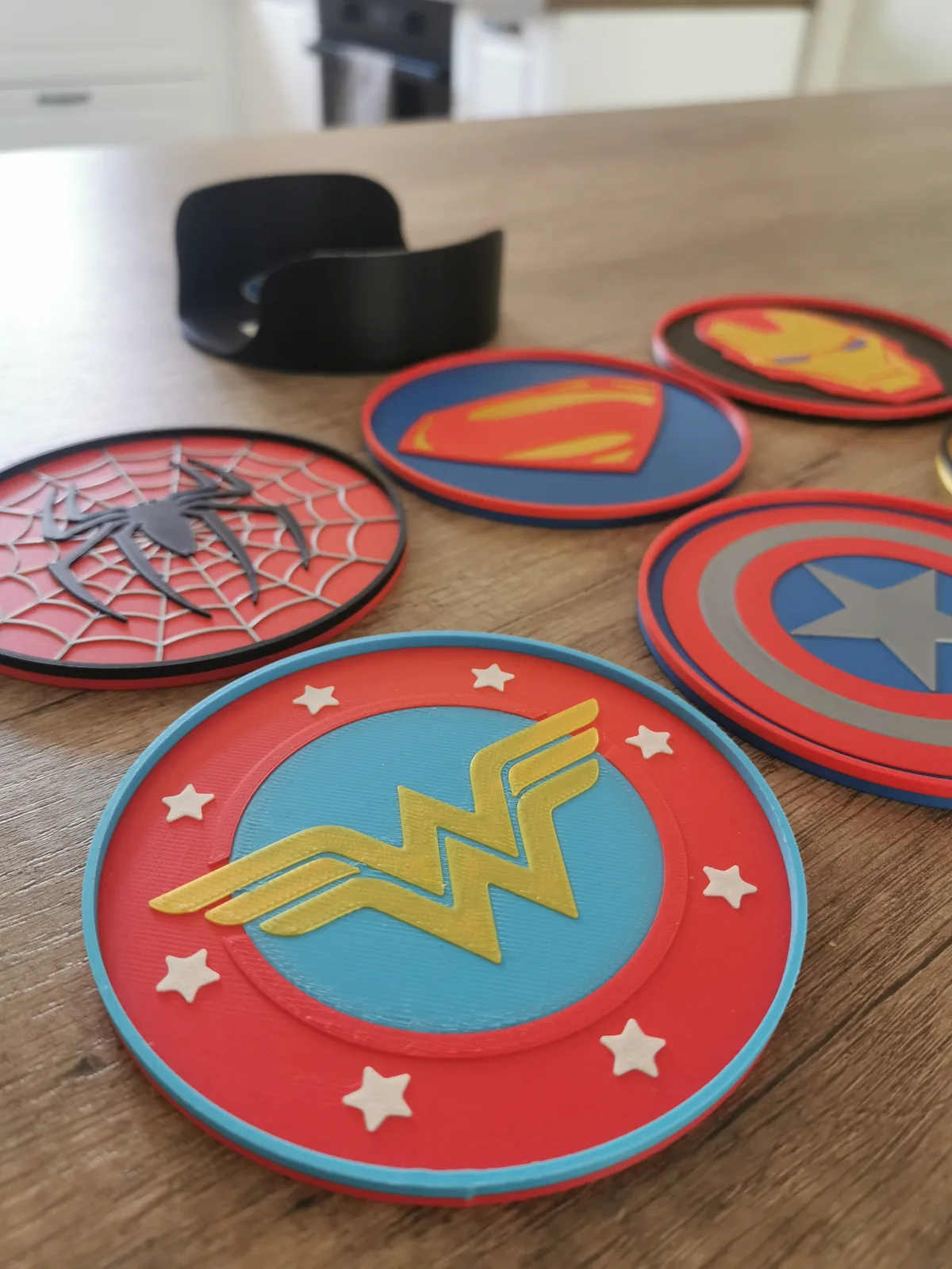 MARVEL / DC coaster set – view 2